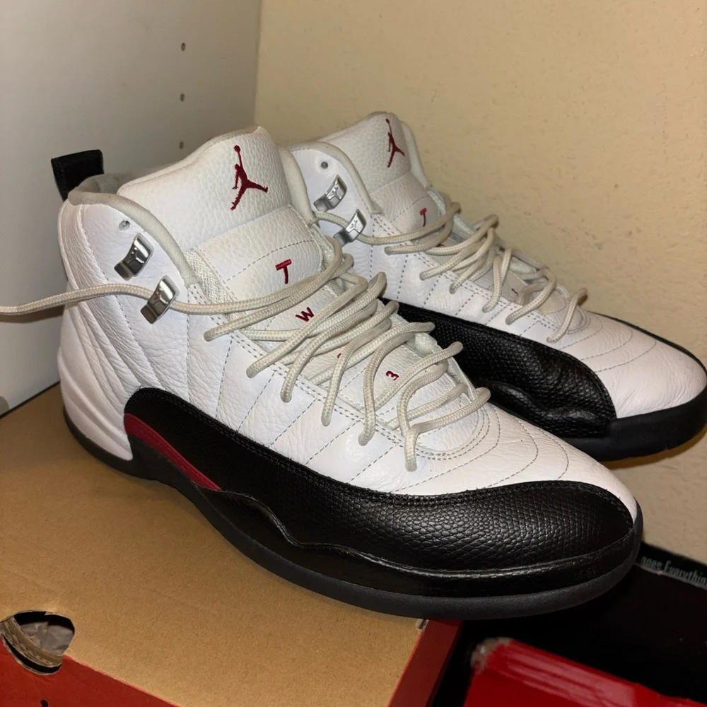 Air Jordan 12 Retro 'Taxi Flip' Size 11.5 CT8013-162